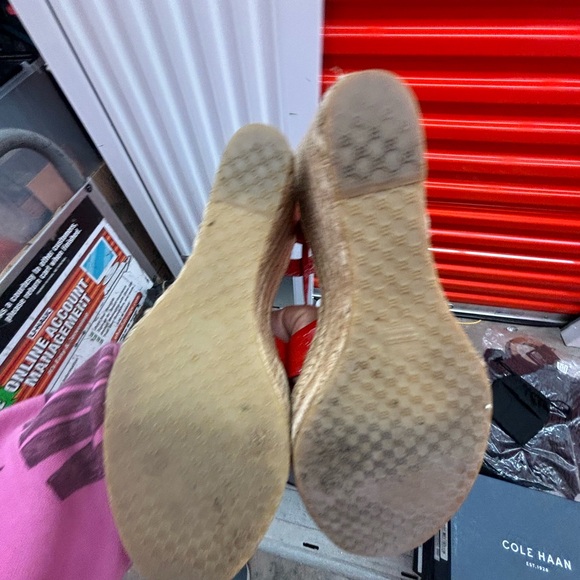 Gucci Red Women's Strappy Wedges - Picture 3 of 12